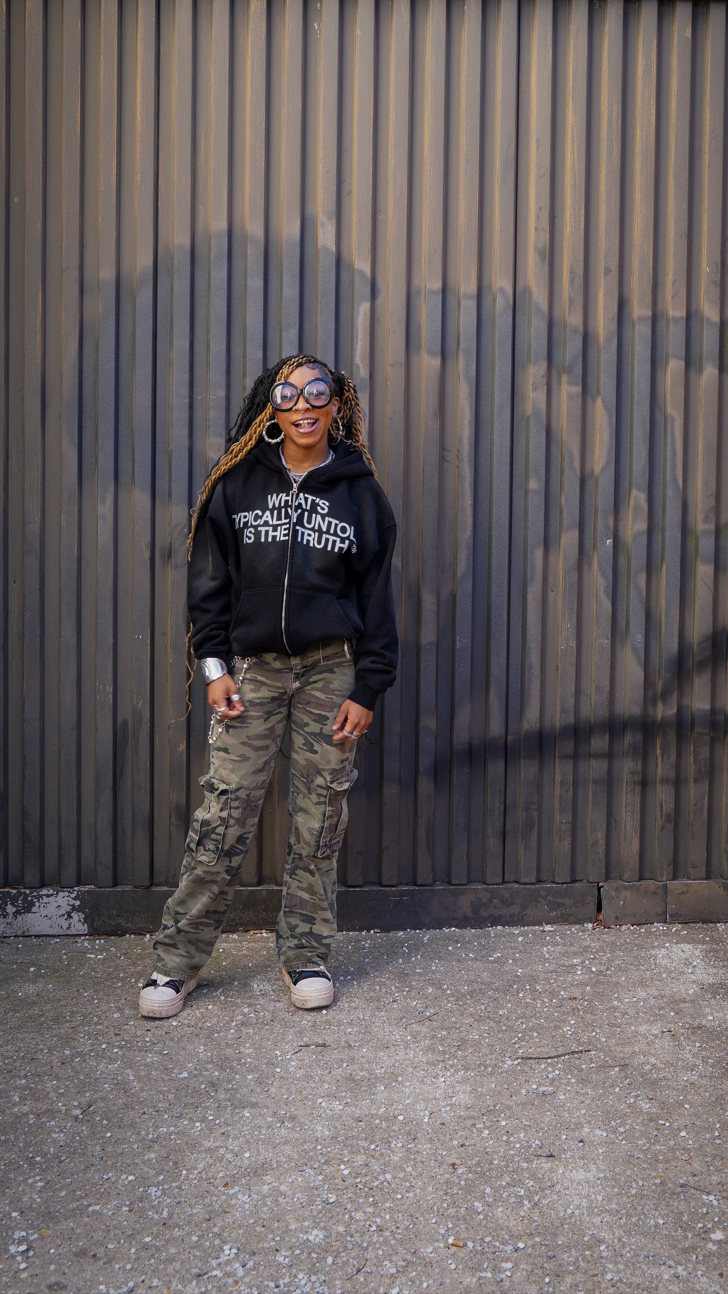 "Untold Truth" Double-Zip Black
